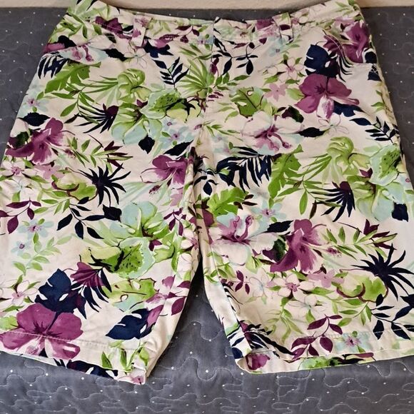 Caribbean Joe floral bermuda shorts size 14 - Picture 1 of 4